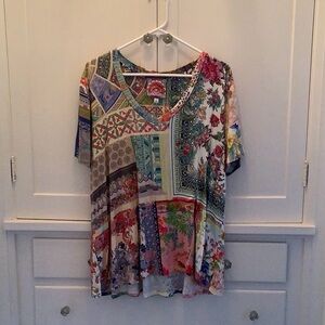 Beautiful Johnny Was V neck  tee shirt.